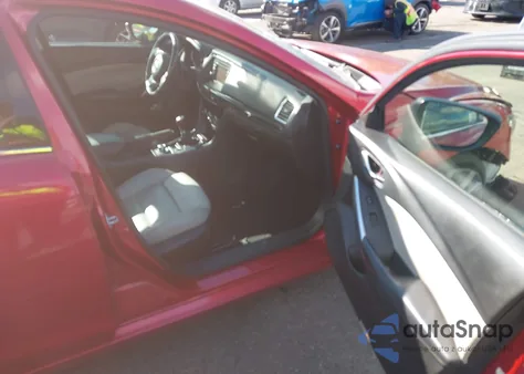 2014 Mazda Mazda6 I Touring z USA, uszkodzony, nr VIN JM1GJ1V66E1120935